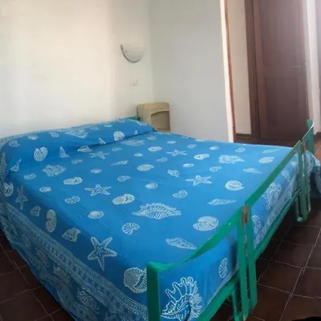 Su Capo Bianco