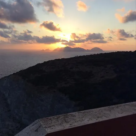 Villa Su Capo Bianco
